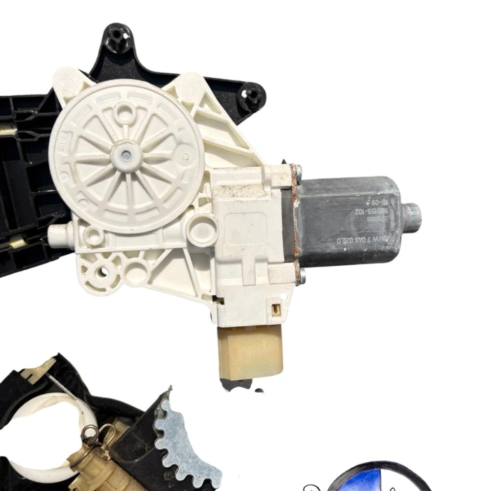Macara geam dreapta fata Bmw seria 4 F33, F83, COD 7281624 51357281624