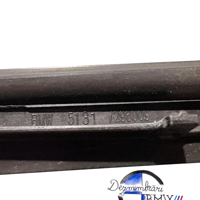 Trim stanga parbriz Bmw seria 4 F33, COD 7296009 51317296009