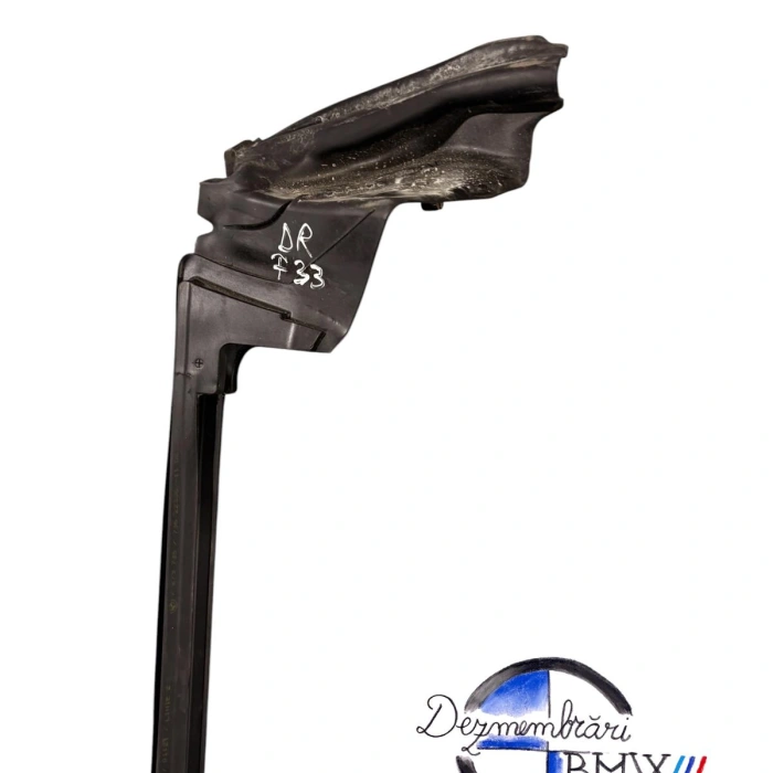 Cheder geam dreapta fata/ Trim geam Bmw seria 4 cod 7279736 51337279735