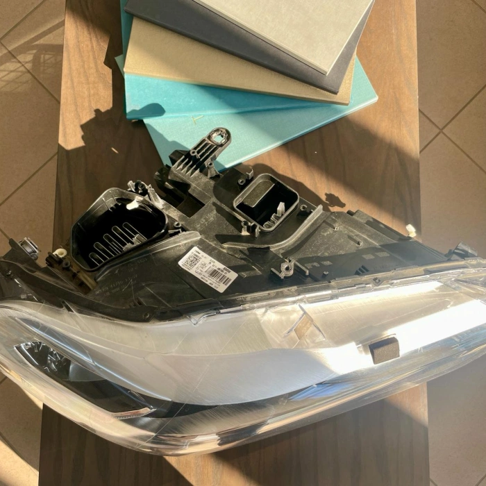 Far dreapta original,  FULL LED ,  BMW X2 F39, cod 9851982 63119851982